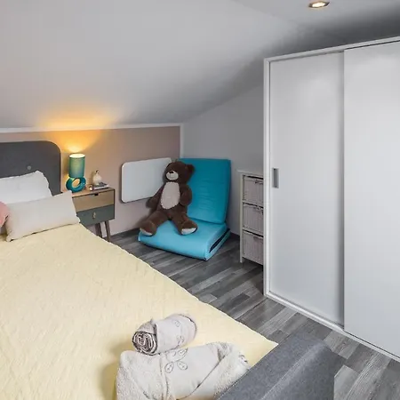 Apartmán Gorgeous In Vabriga With Wifi *