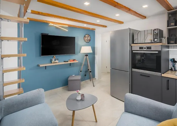 Stunning In Vabriga With Wifi Apartmán *